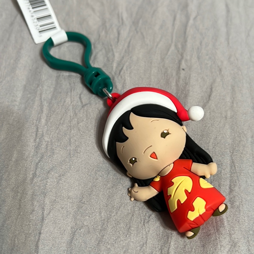 NWT lilo and stitch Christmas lilo keychain